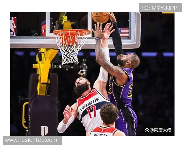 19日勇士与湖人激战正酣谁能在这场对决中笑到最后